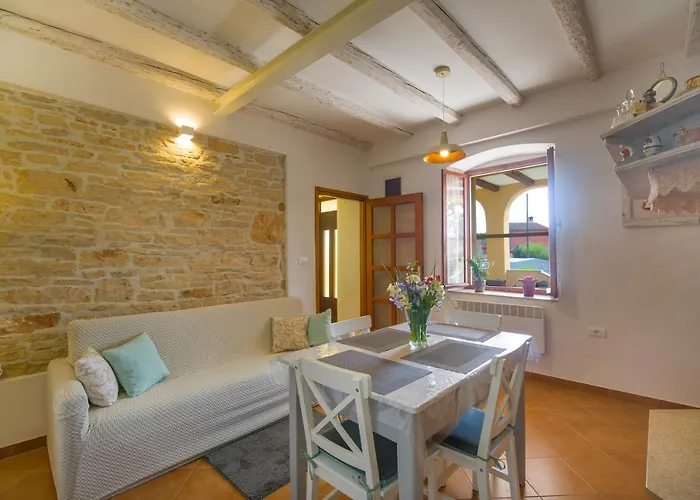 Πανσιόν House Braida 3*